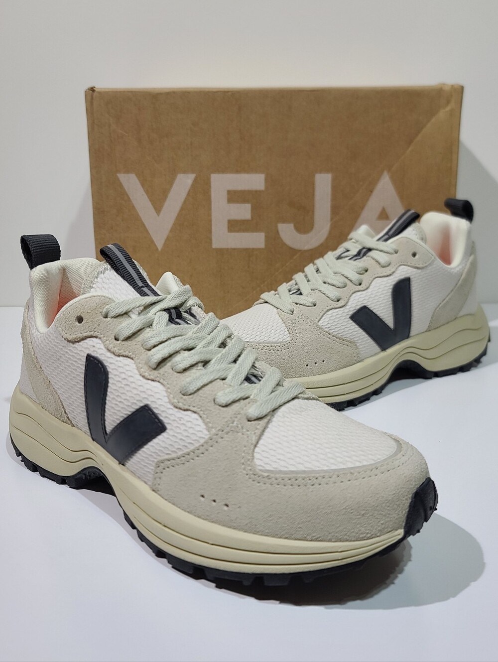 VEJA Venturi Alveomesh Sneakers - Gravel/Nautico US Men's 8
